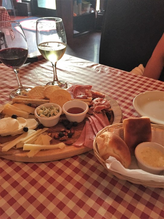 AE7DB8A2-1929-4D8C-97CB-200BDBC60B06